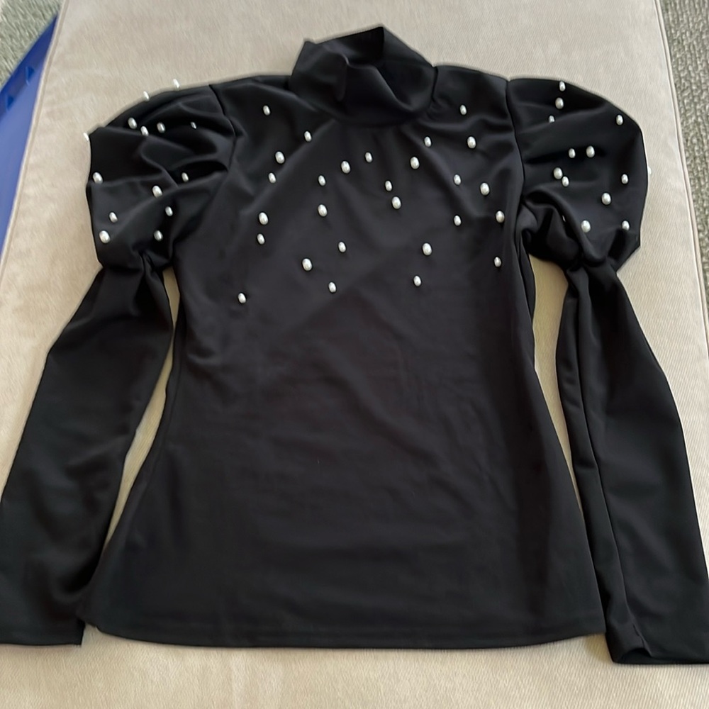 Sonja black dress top